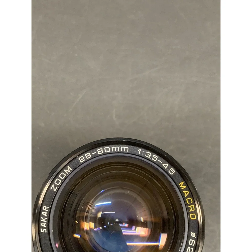 Sakar Macro Auto Focus Zoom 28-80mm 1:3.5-4.5 Lens + Kalimar UV Filter -Untested